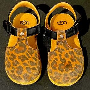 Ugg Emmery Leopard Toddler Shoes sz 07/08